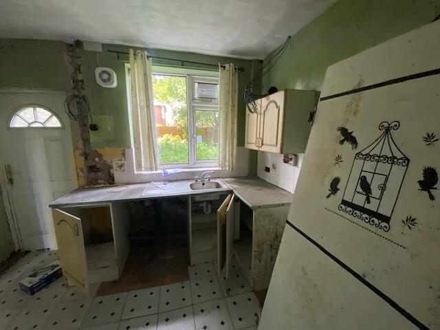 Kitchen 1 T202506191519.jpg