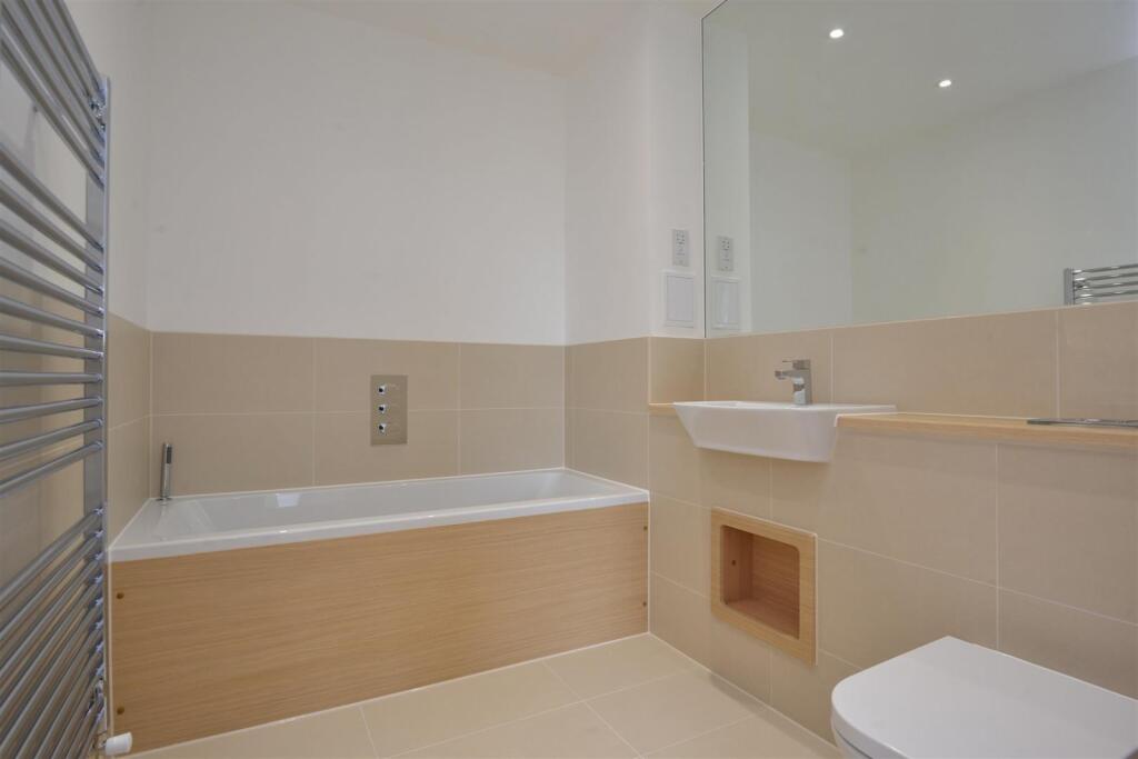 Main Bathroom