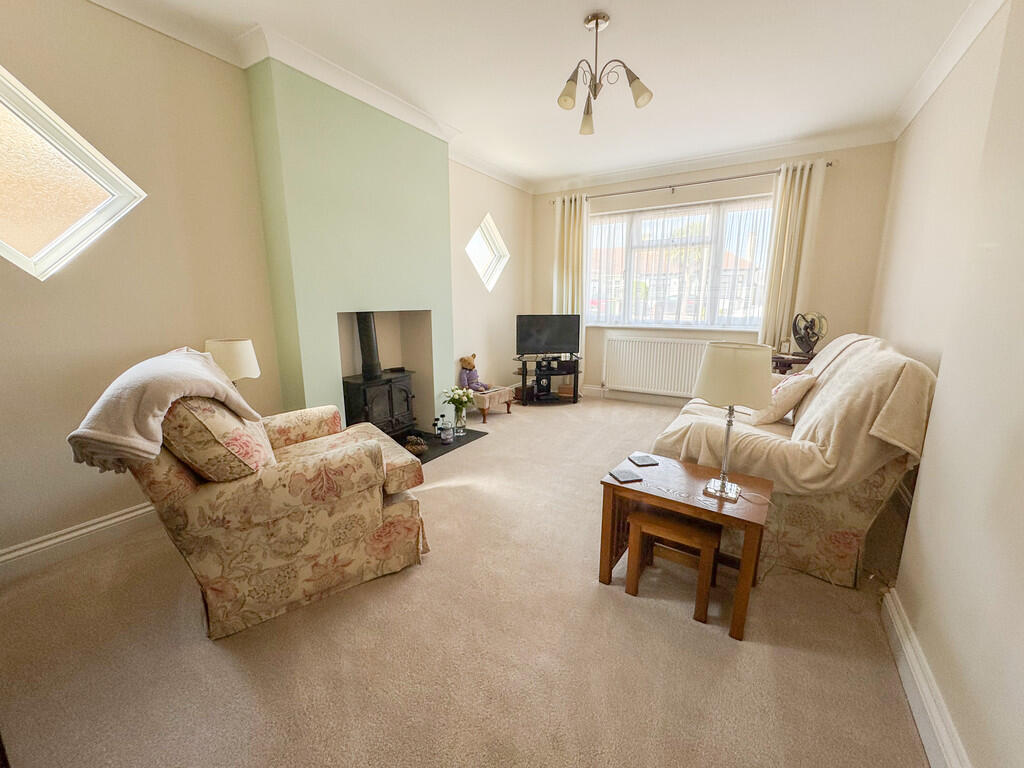 lounge 1
