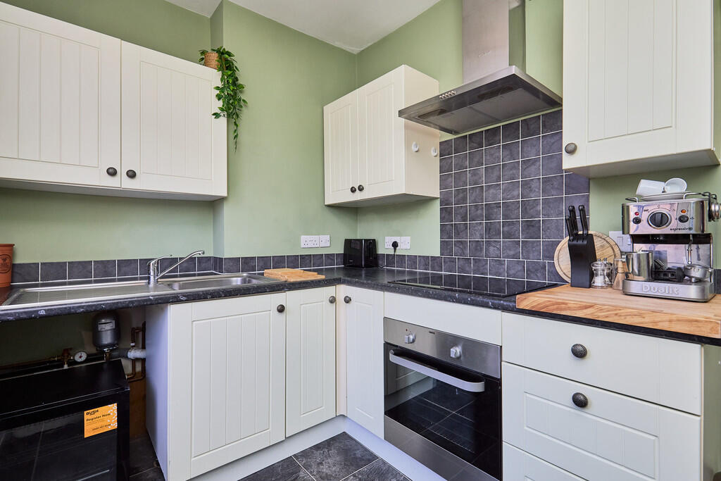 Edward Knight 202...