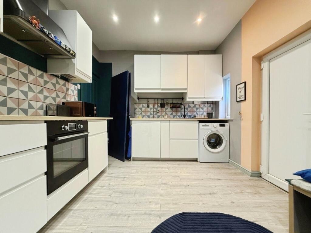 pbox-kitchen-342159.jpg
