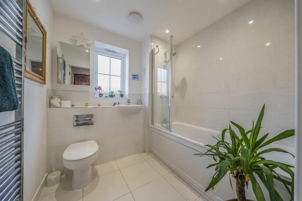 Bathroom (1)