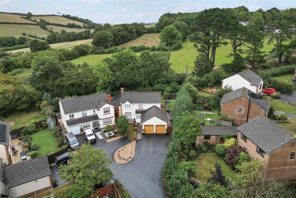 -68b184a29b538-1345993-jpg  (18) Drone.jpg