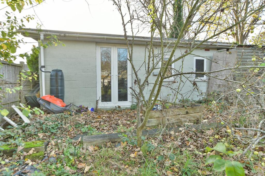 Workshop/Outbuildings