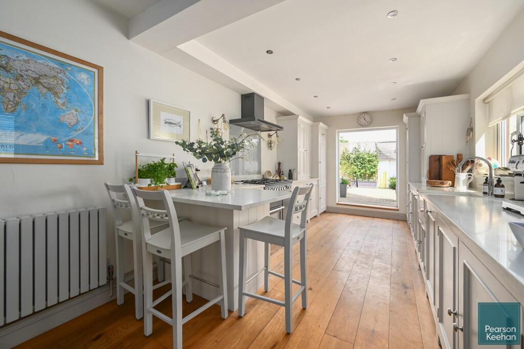 18-stoneham-rd-bn3 (10).jpg