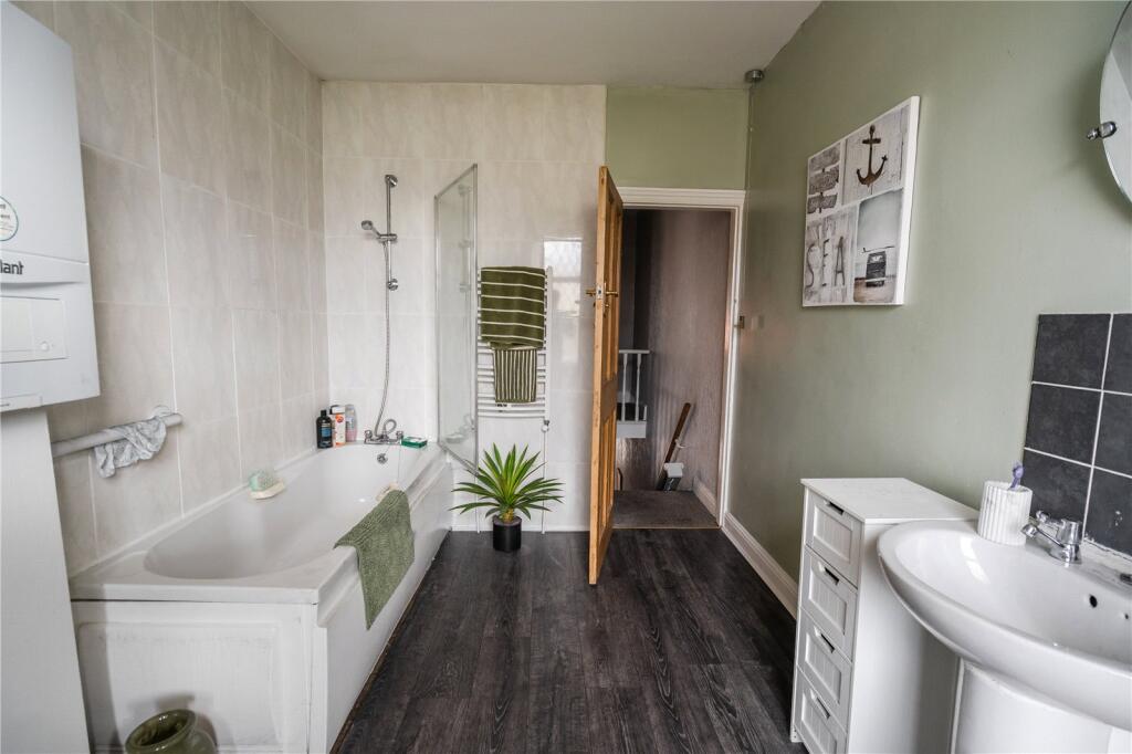 Bathroom (2)