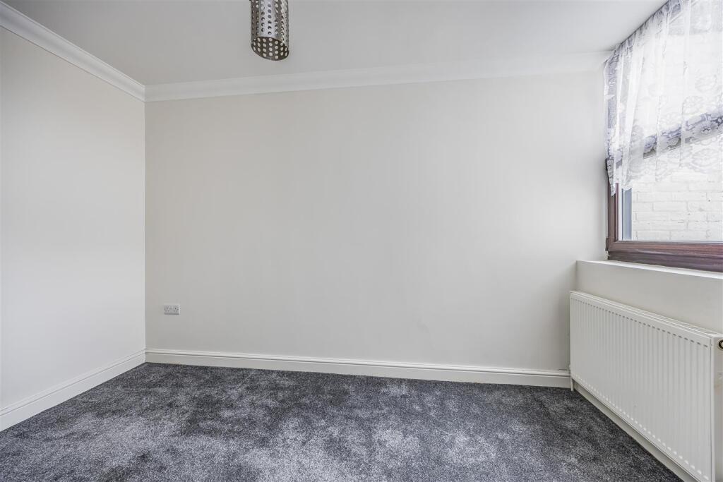 Garden Flat, 92 North Street, Emsworth-PorticoMark