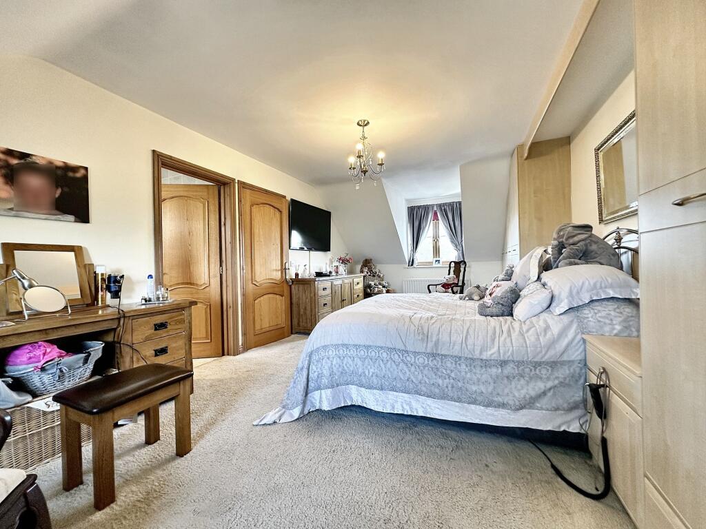 En-suite Bedroom