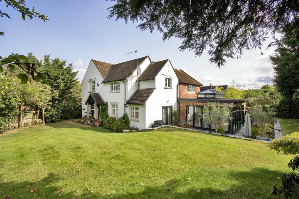 London Road, Westerham