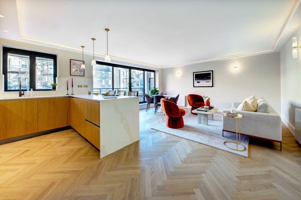 Kitchen/Reception