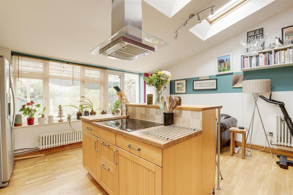 lXSxSlce-EqZbfJqPoocOg (1).jpg