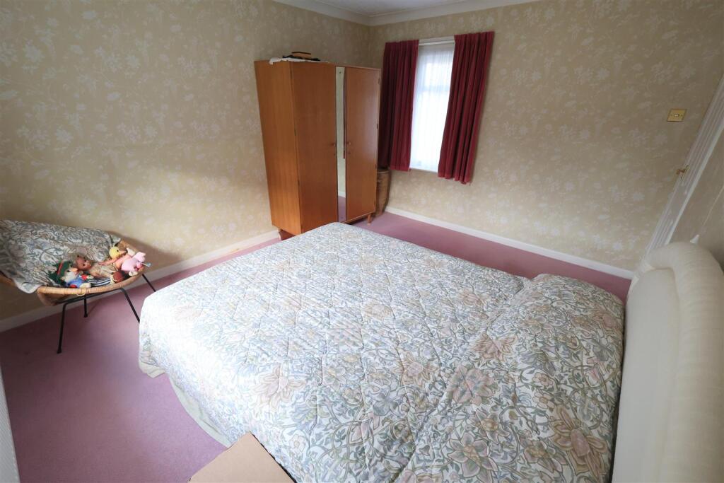 PC Bedroom a ii.JPG