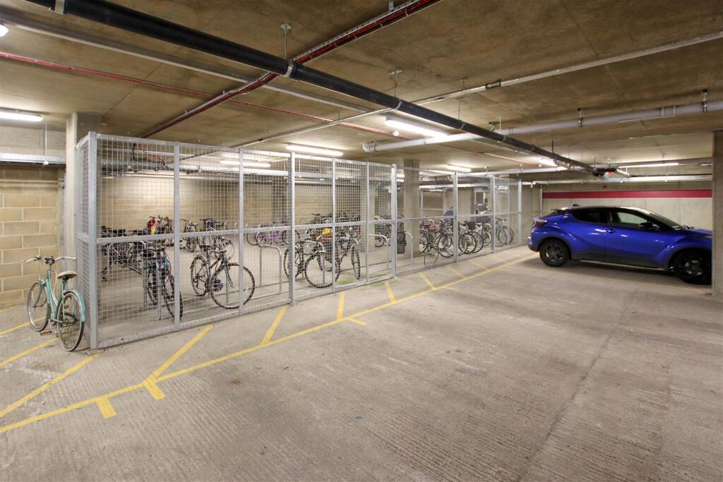 Bike park - Copy.jpg