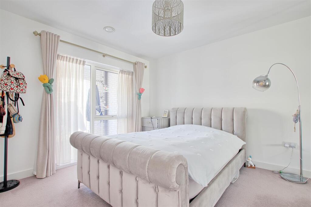 Bedroom.jpg