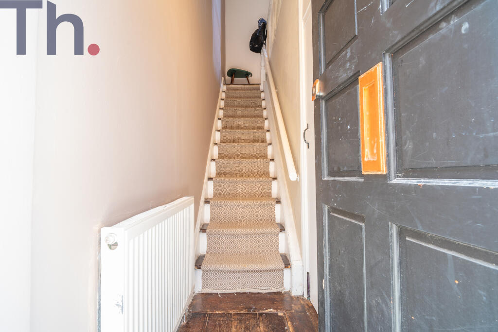 Private Entrance &amp; Stairs