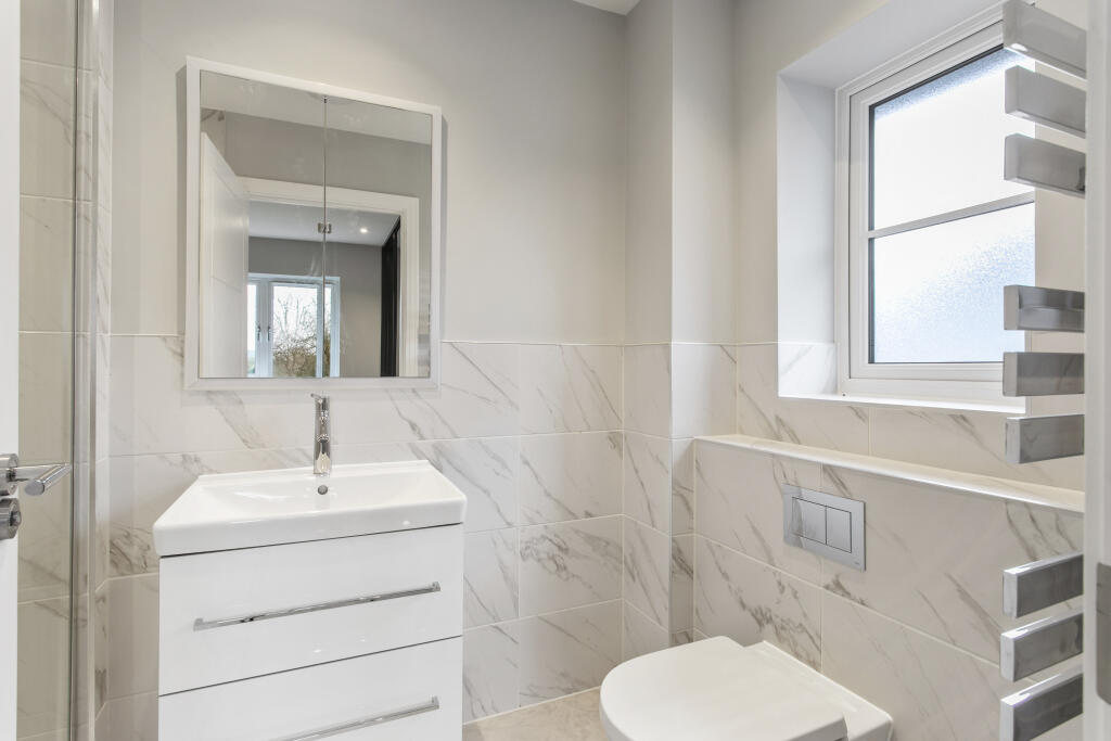 The Magnolia Ensuite