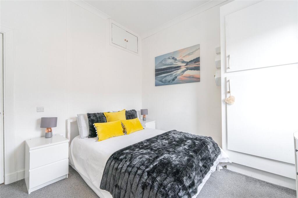 Bedroom Alt