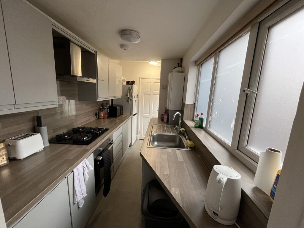 8 Rosemary Lane - Kitchen.jpg