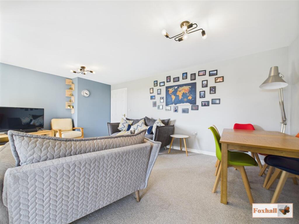 Open Plan Lounge/Kitchen