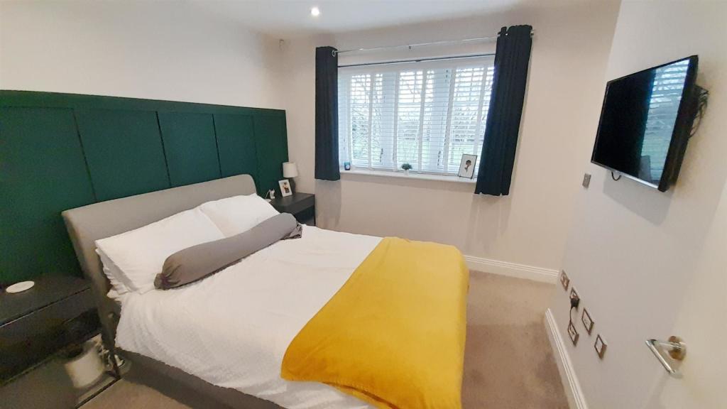 Double Bedroom
