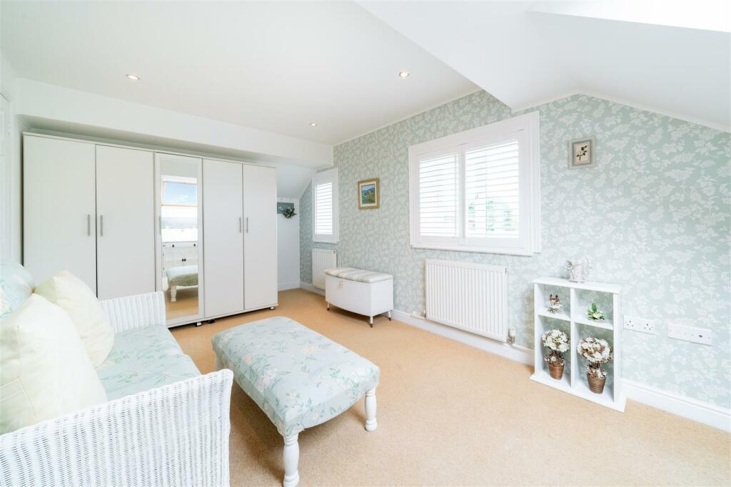 Bedroom 3-5.jpg