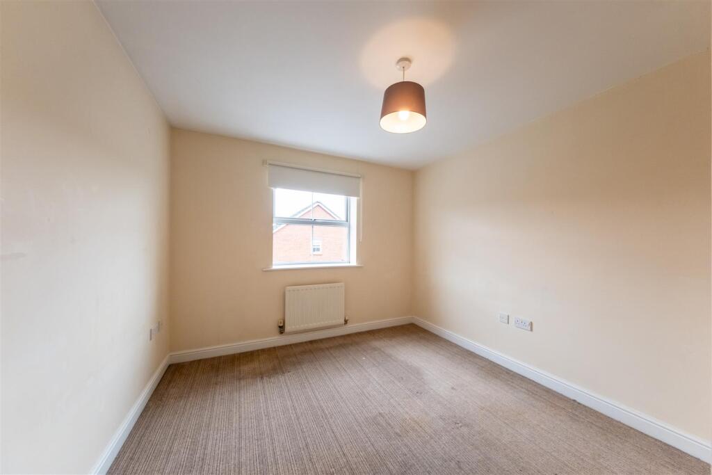 49 Arley Court-011.jpg