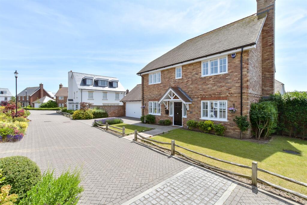 External Lifestyle Photograph