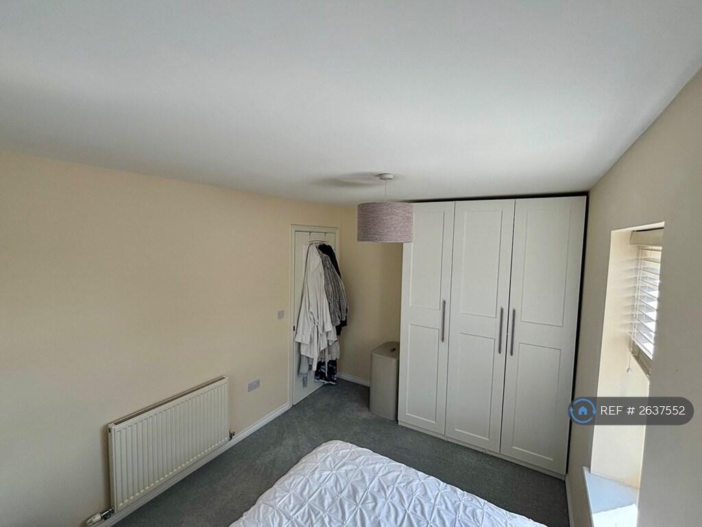 Bedroom 1 (Furnished)