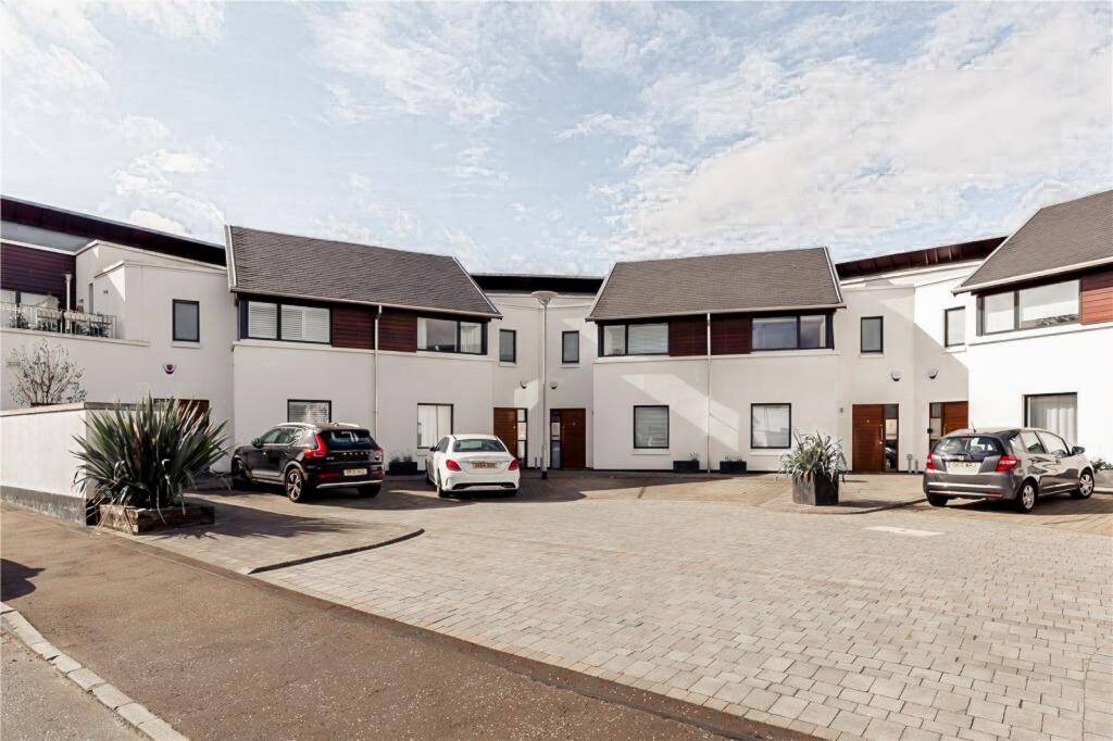 Brighouse Park Drive, Edinburgh, EH4