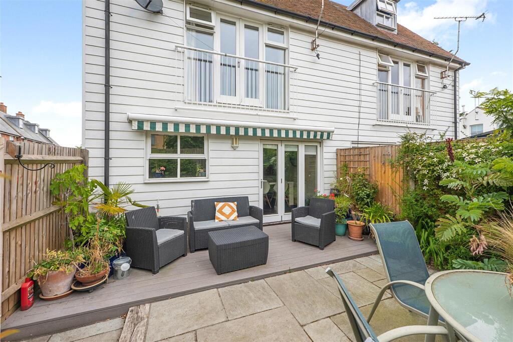 Cages Close, Whitstable