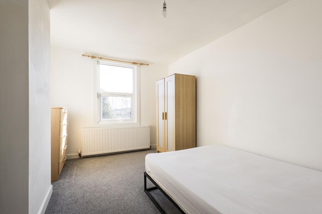 66c Finchley Lane-1047