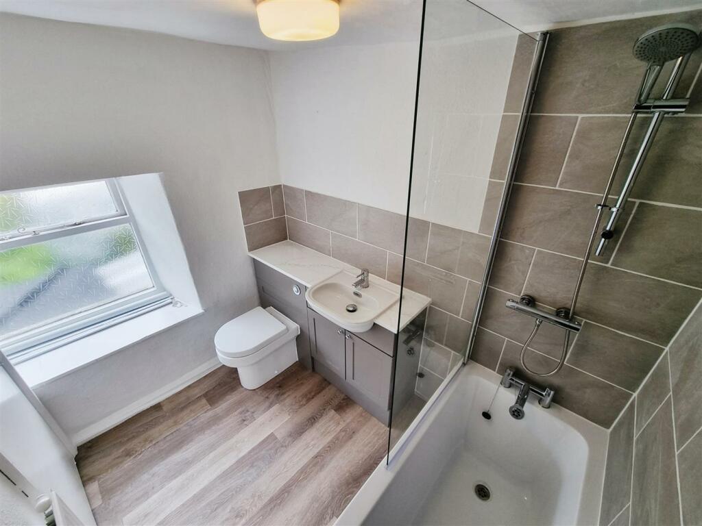 Wood Street, Higham Ferrers-www.primechoicepropert