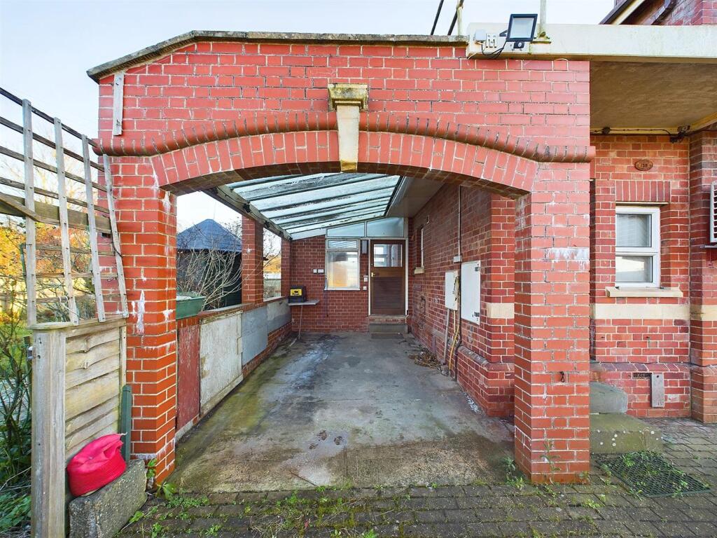 22 - Detached House for Auction, Sea Mills.jpg