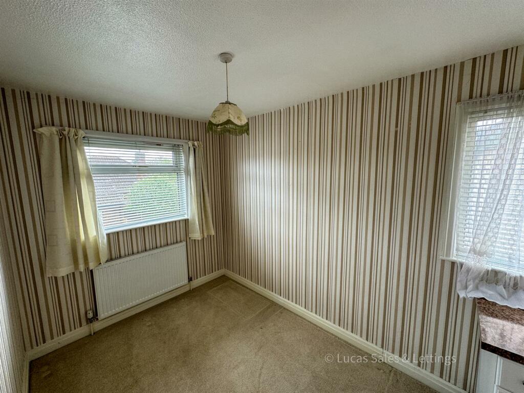 297 Bath Rd Kettering-12.jpg