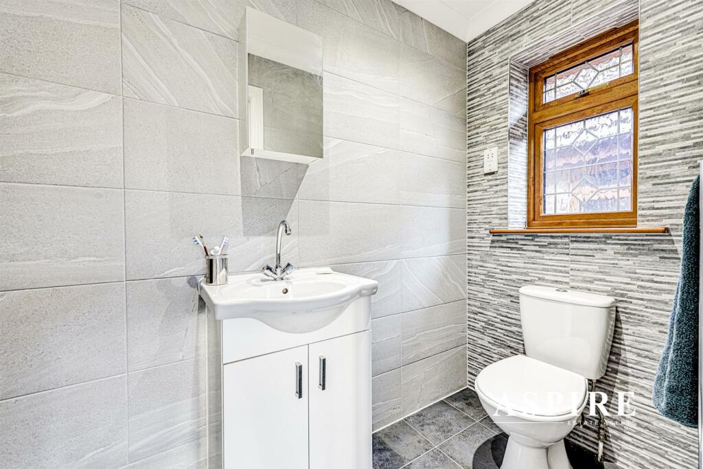 Aspire Estate Agents24.jpg