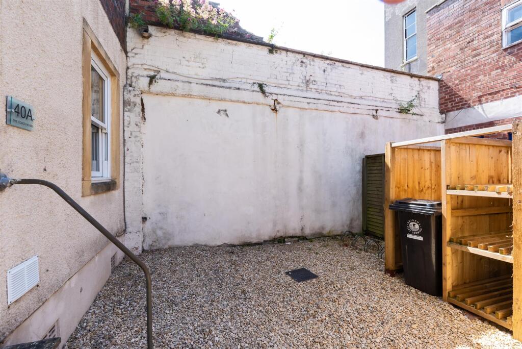 40A Cotham Hill-2.jpg