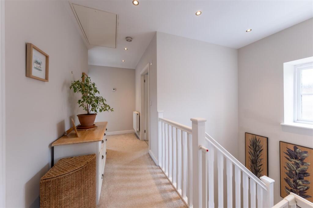36 The Ridgeway-034.jpg