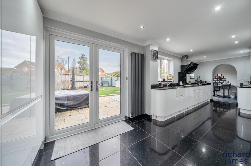 13c5fd93bbb64611ba01ddd47d7673f4