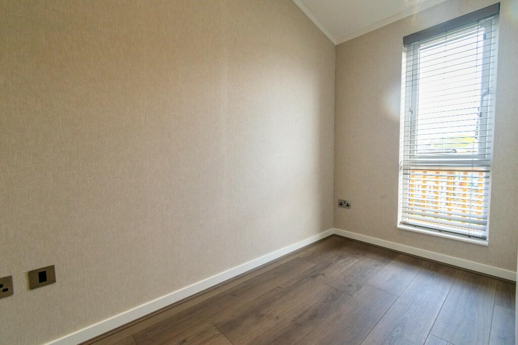 Bedroom/Study