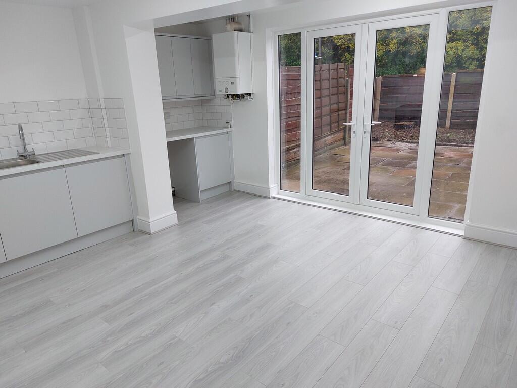 Kitchen Floor Spa...