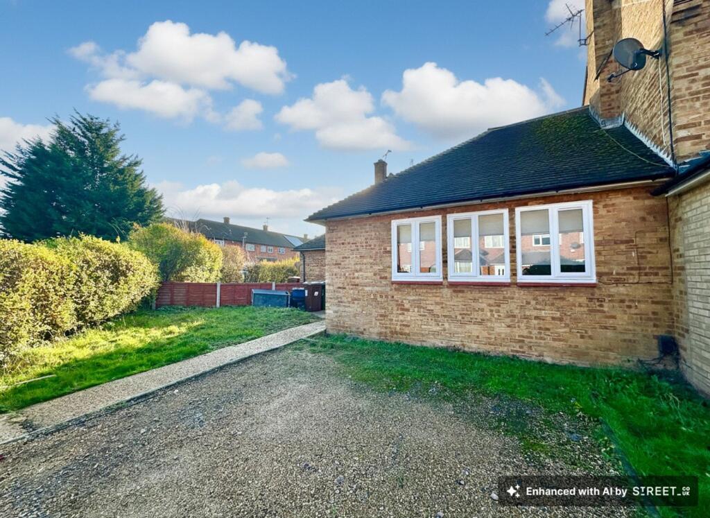 Buckingham Road, Borehamwood, WD6