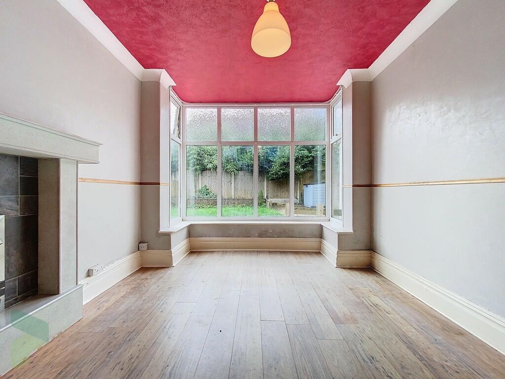 Dining Room / Liv...