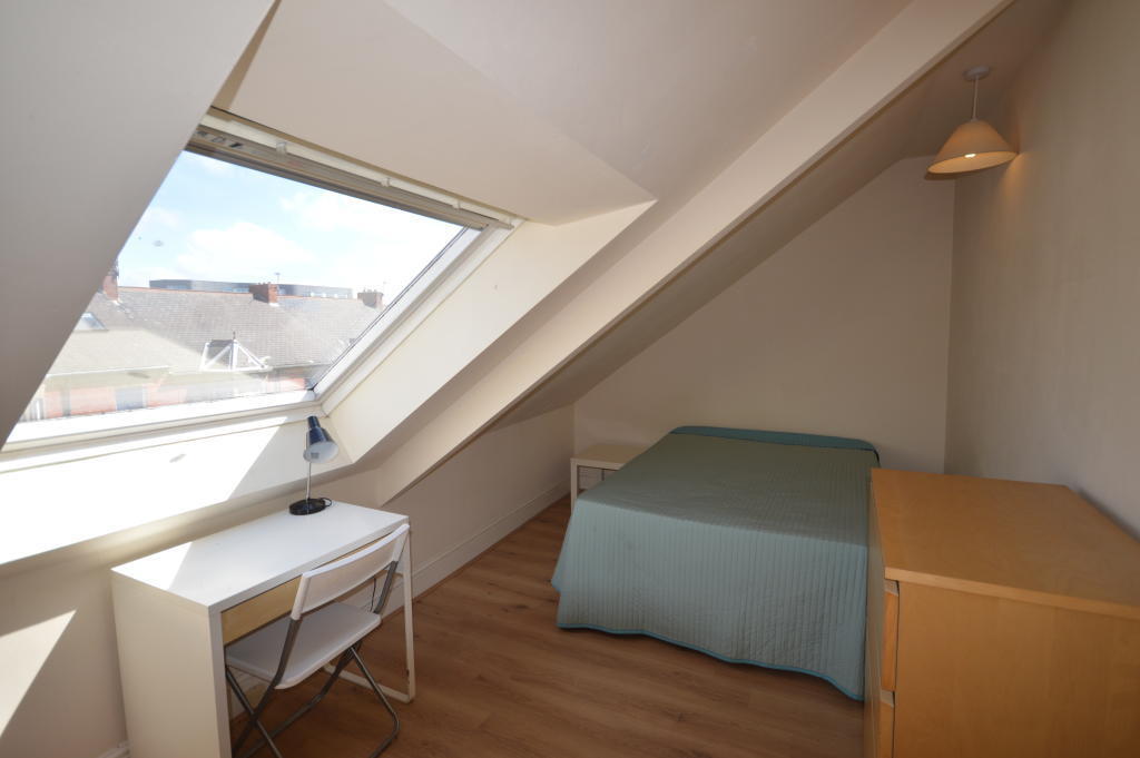 22M Bed 4