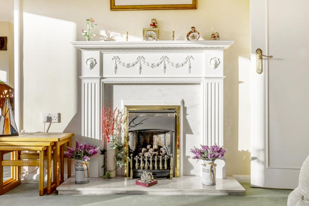 19 Fernleigh Way (Boston)-12