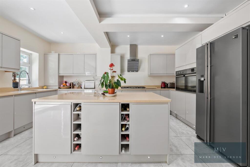 Ingham Road 27 MV-5.jpg