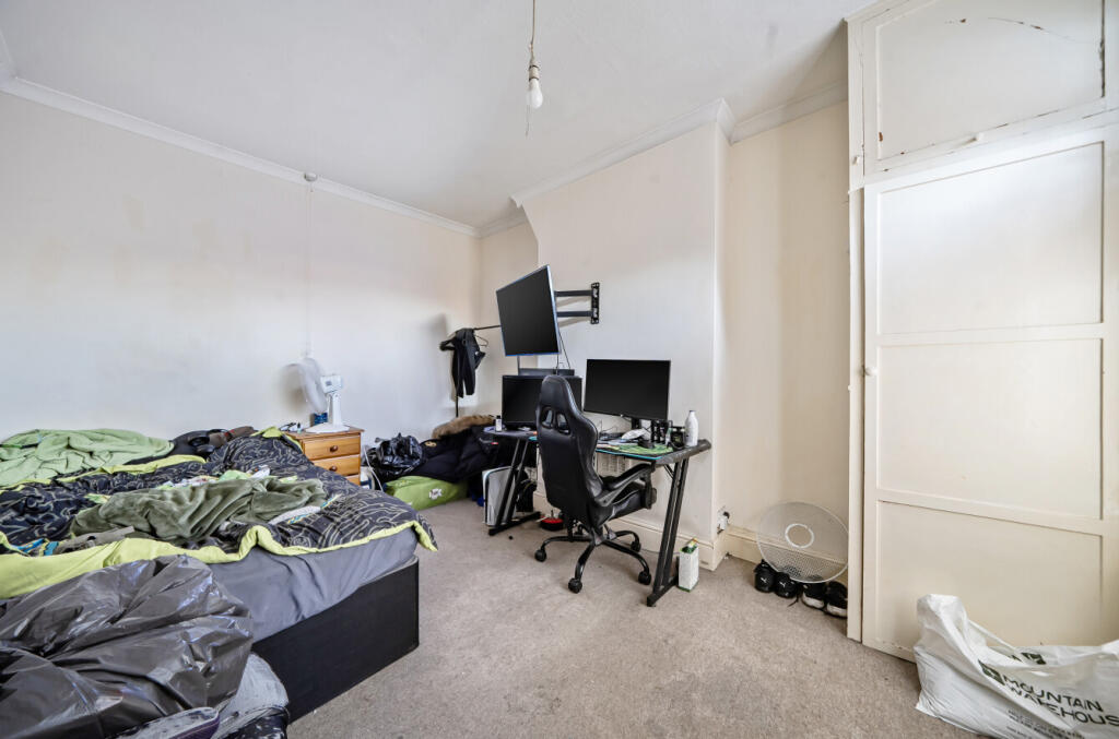 1387782-15-693c4e...