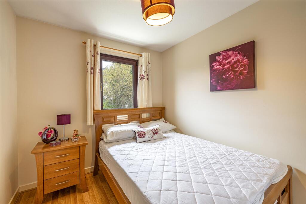 9 Sergeants Park Newtown St Boswells 27.JPG