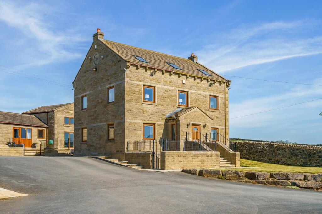90682_Highfield-House-Cross-Lane  (11)_low.jpg
