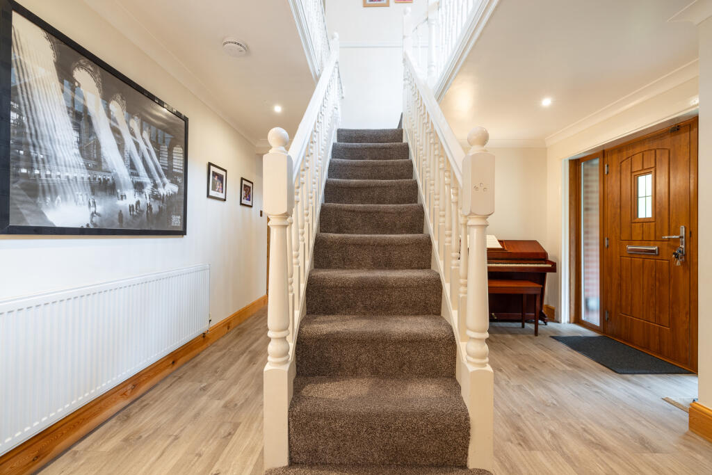 20240805-1148_Maison Haus - 4 Brookhouse Mill Ln, 