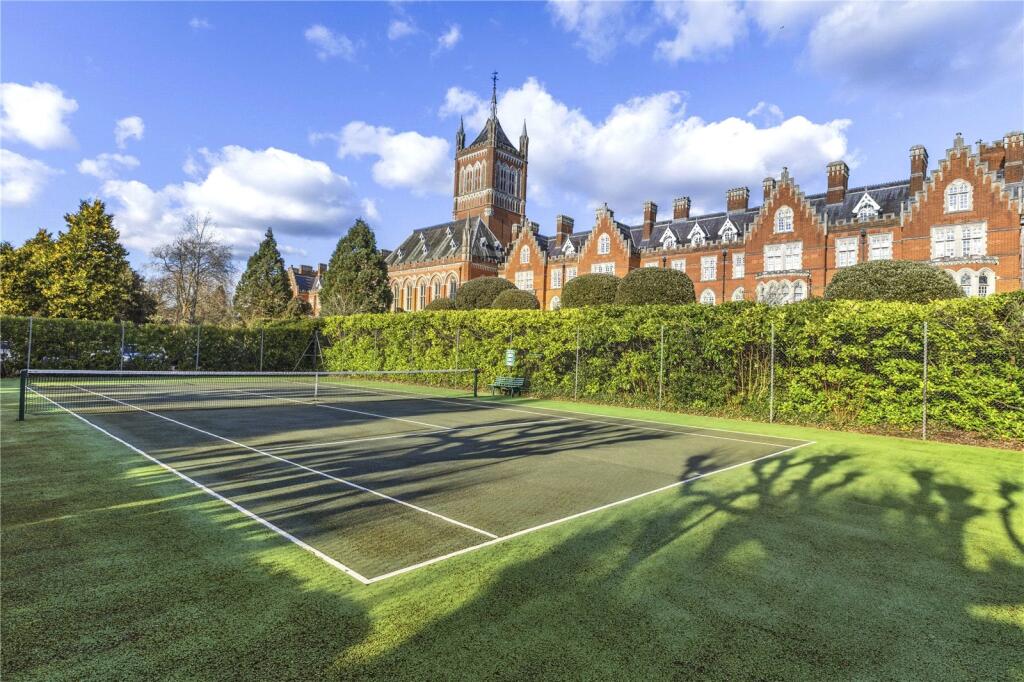 Tennis Courts